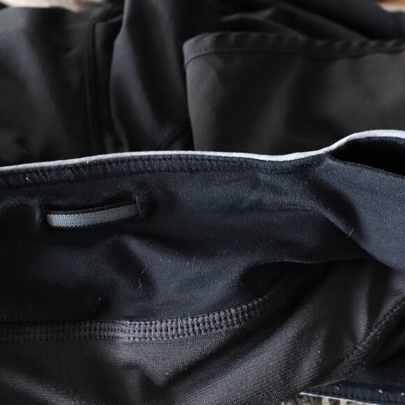 Lululemon Womens Black Sz 8 Turbo Run Athletic Pocket Shorts - Picture 8 of 10